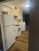 197 Hill Ct in Calverton, NY - Building Photo - Building Photo