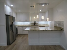 7214 Corsicana St in Houston, TX - Building Photo