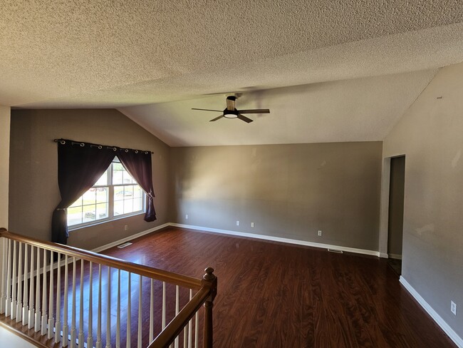 127 Bayfield Dr in Glen Carbon, IL - Building Photo - Building Photo