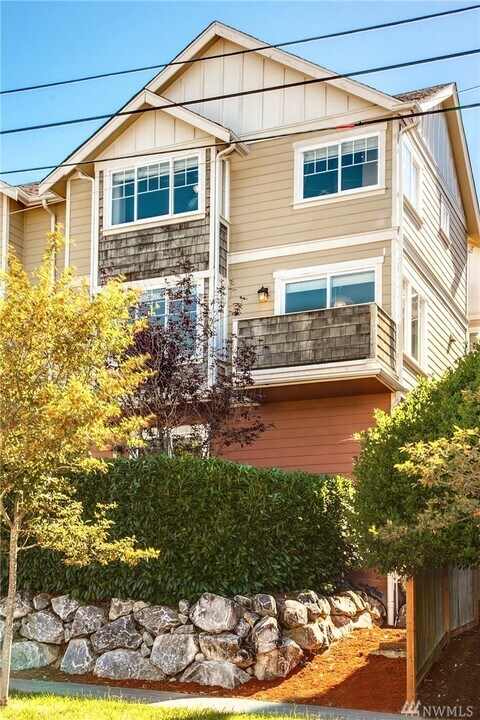 1110 29th Ave S, Unit A in Seattle, WA - Foto de edificio