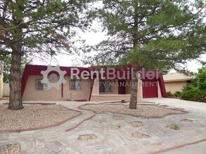 6008 Kingston Ave NE in Albuquerque, NM - Building Photo - Building Photo
