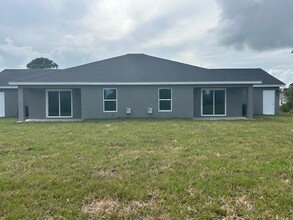 5335 Pebble Beach Dr in Sebring, FL - Foto de edificio - Building Photo