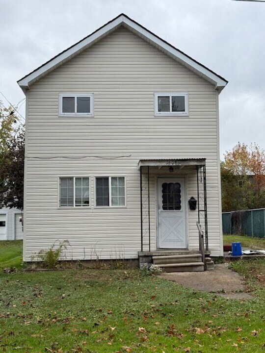 1608-1608 1/2 Avenue B in Olean, NY - Building Photo