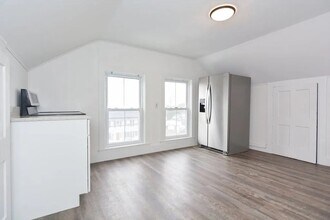 22 North St in Grafton, MA - Building Photo - Building Photo
