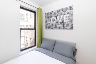 334 E 96th St, Unit SI ID1032040P in New York, NY - Foto de edificio - Building Photo