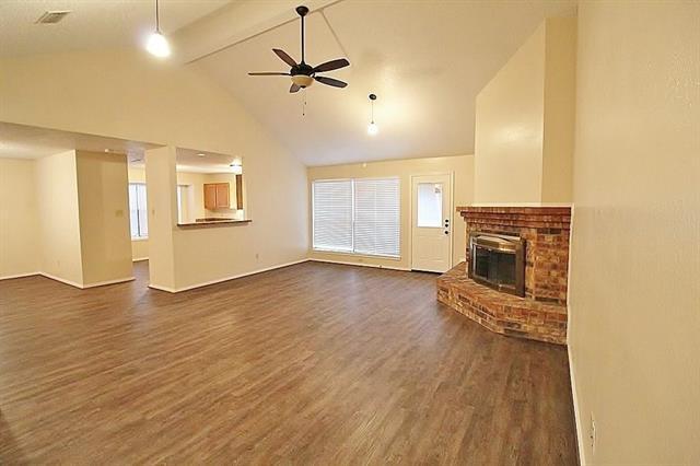 910 Elliott Dr in Cedar Hill, TX - Building Photo - Building Photo