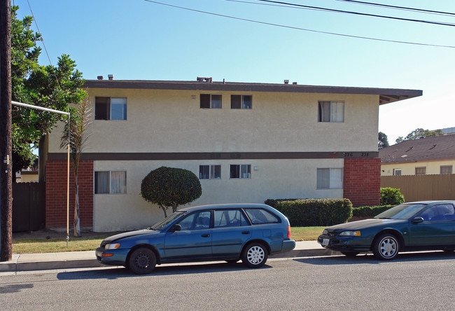 236-238 E Pearl St in Port Hueneme, CA - Foto de edificio - Building Photo