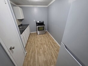 107 S Church St in Brooklyn, IN - Building Photo - Building Photo