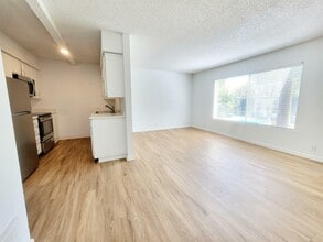 Panorama Apartments in Palm Desert, CA - Building Photo - Building Photo