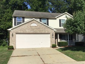 5622 Decatur Ridge Dr in Indianapolis, IN - Building Photo