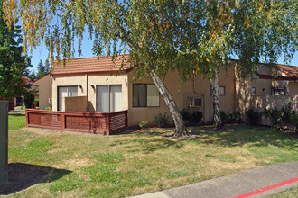 Courtyards at Venetian Terrace SENIORS 55+ in Stockton, CA - Building Photo - Building Photo