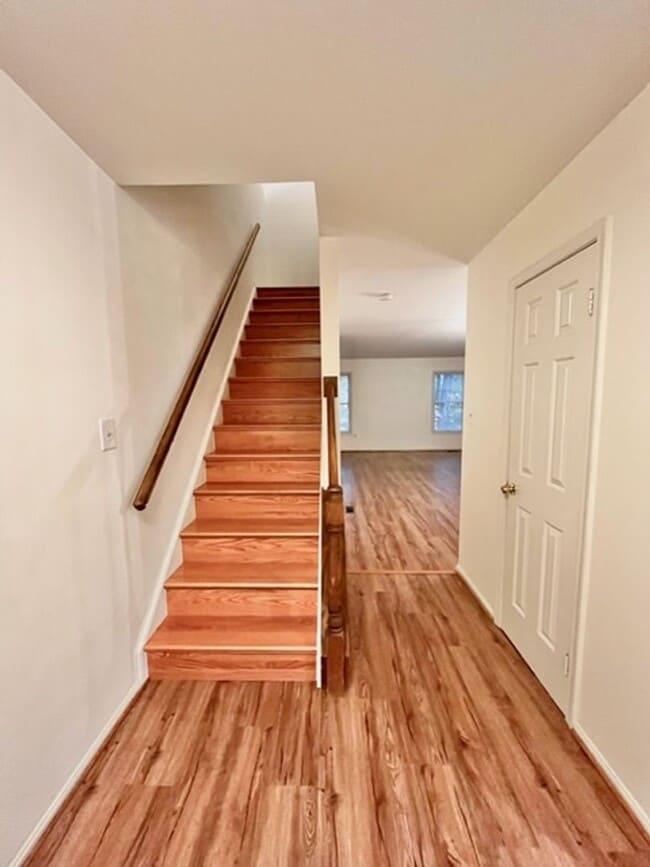 17120 Briardale Rd in Derwood, MD - Building Photo - Building Photo