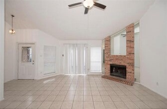 4632 Greenwood Dr in Rosenberg, TX - Building Photo - Building Photo