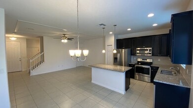 2271 Sedge Grass Way in Orlando, FL - Building Photo - Building Photo