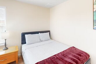 3651 Sandy Brook Dr in Round Rock, TX - Building Photo - Building Photo