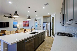17221 W Middlebury St in Surprise, AZ - Building Photo - Building Photo