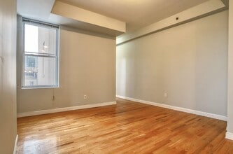 703 Park Ave in Hoboken, NJ - Building Photo - Building Photo