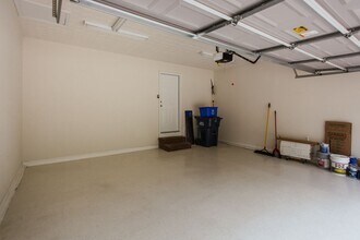 137 Bristol Woods Dr in Athens, GA - Foto de edificio - Building Photo