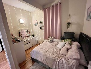 2237 W Armitage Ave in Chicago, IL - Building Photo - Building Photo