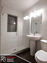 2423 N Kedzie Blvd in Chicago, IL - Building Photo - Building Photo