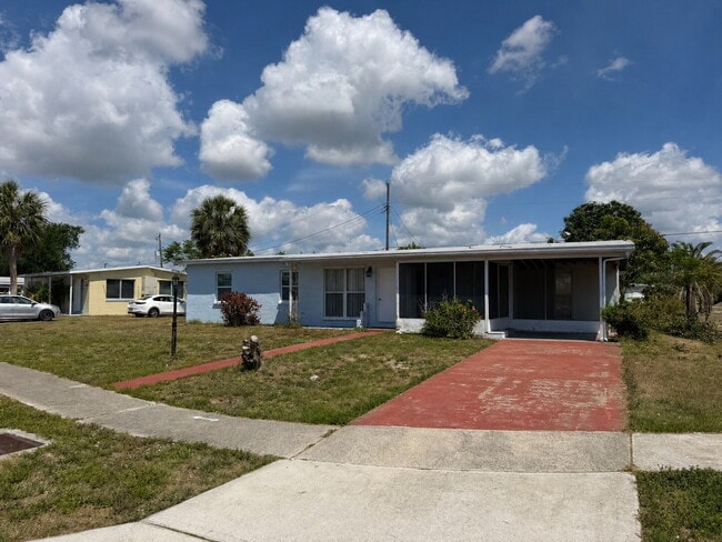 21090 Bersell Ave in Port Charlotte, FL - Building Photo - Building Photo