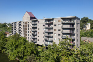 Bridge Five Condominiums Apartments