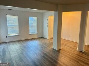 1300 Gates Cir SE in Atlanta, GA - Foto de edificio - Building Photo