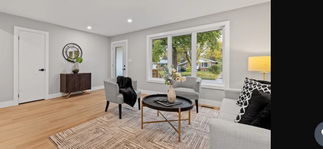 property at 77 Claymore Cres