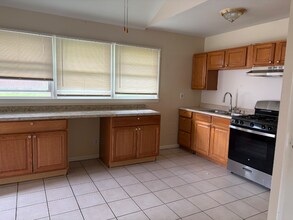 5406 Sir Barton Rd in Louisville, KY - Building Photo - Building Photo