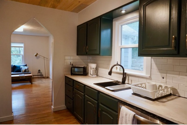 property at 10945 Hillcrest Rd