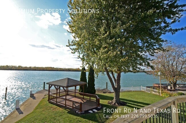 520 Front Rd N in Amherstburg, ON - Building Photo - Building Photo