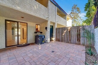 1831 Foursite Ln in Thousand Oaks, CA - Building Photo - Building Photo