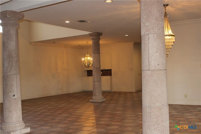 6001 Country Club Dr in Victoria, TX - Building Photo - Building Photo