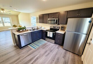 1709 Hanover Blvd in Columbia, MO - Building Photo - Building Photo