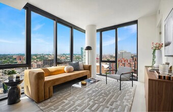 98-10 63rd Rd in Queens, NY - Foto de edificio - Building Photo