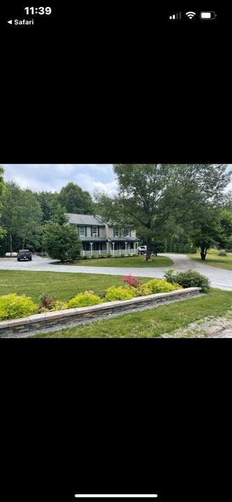 41 Cressey St in Henniker, NH - Building Photo