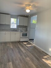 1270 Allen St-Unit -A in Ft. Myers, FL - Foto de edificio - Building Photo