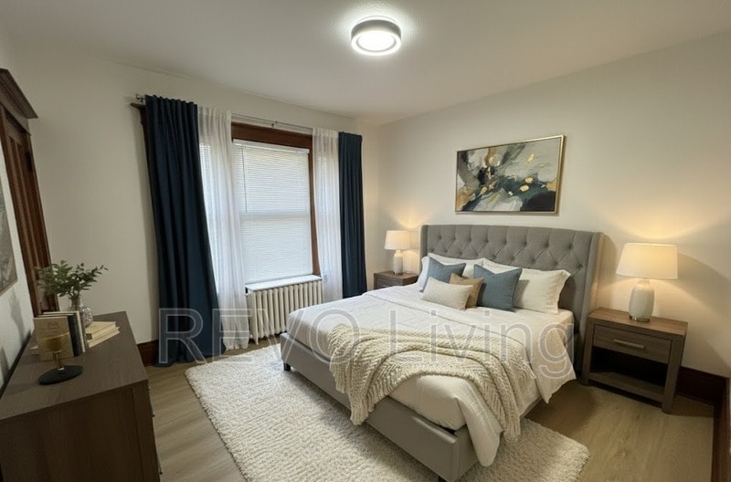 7 Centre St in St Catharines, ON - Building Photo