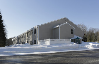 Ocean Mist/ Seabreeze Village in Seabrook, NH - Building Photo - Building Photo