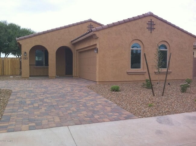 property at 5511 S Sandstone St