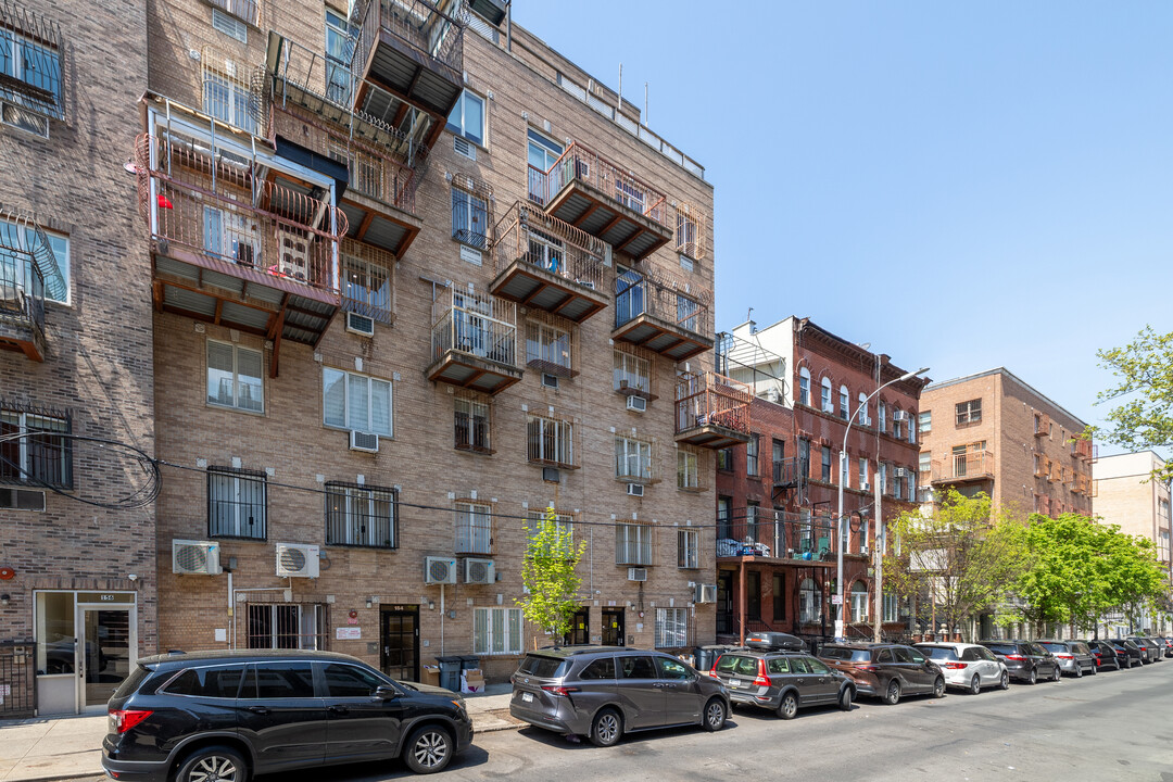 152 Skillman St in Brooklyn, NY - Building Photo