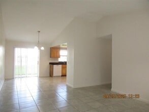 978 Florida Pkwy in Kissimmee, FL - Building Photo - Building Photo