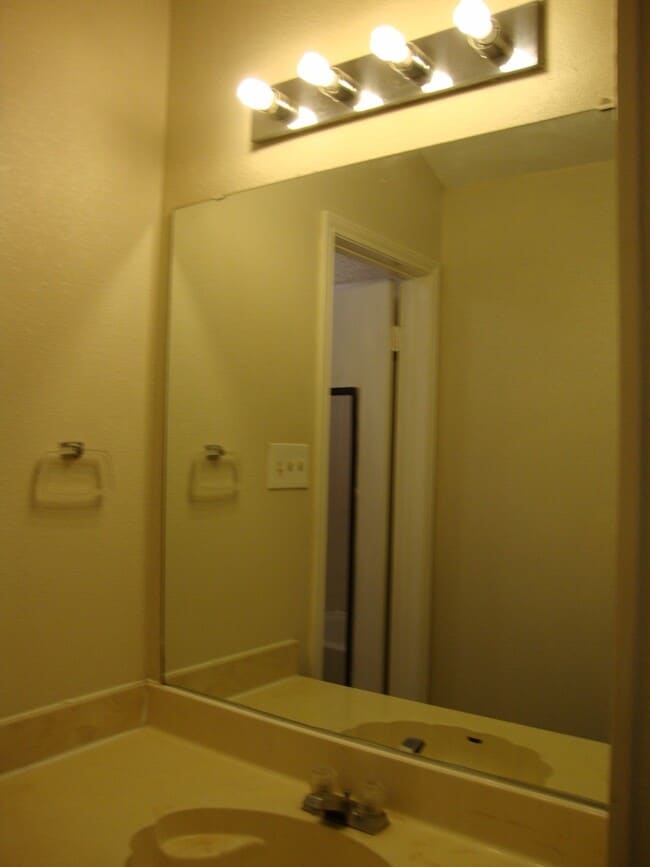11371 Fish Springs Dr in San Antonio, TX - Building Photo - Building Photo