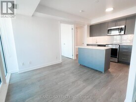 38 Monte Kwinter Ct in Toronto, ON - Building Photo