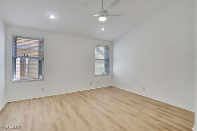 property at 87 Burnt Pine Dr