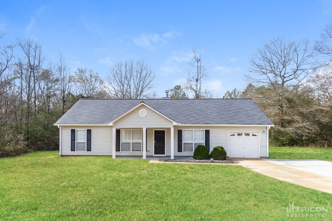 50 Mabry Pl Ct in Covington, GA - Foto de edificio