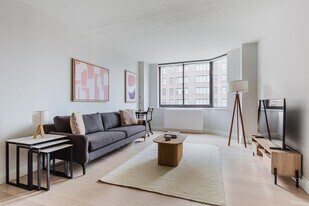 155 E 31st St in New York, NY - Building Photo