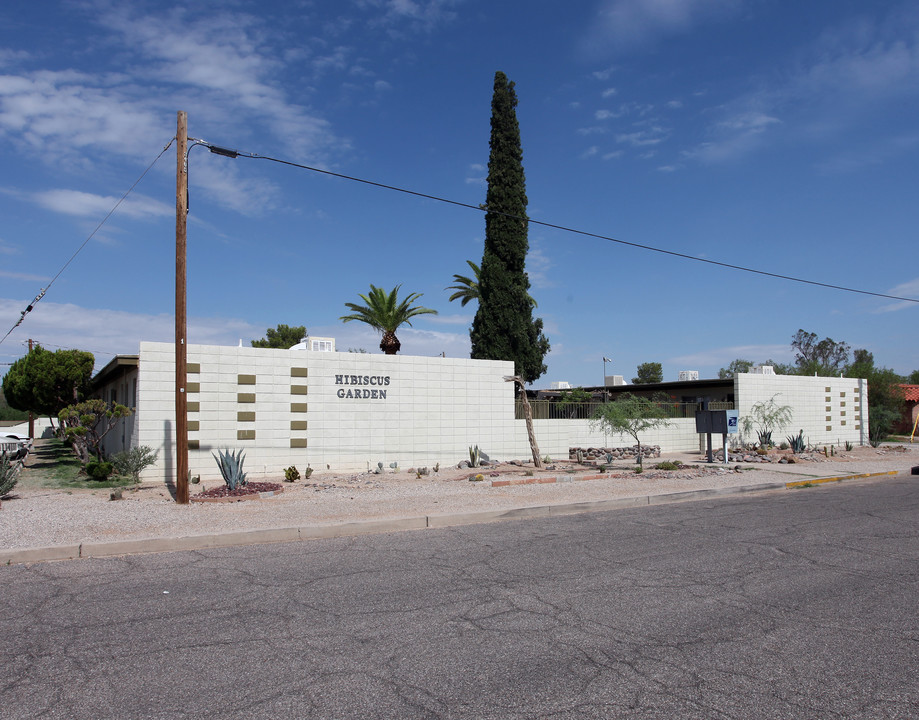 Hibiscus Gardens Apartments in Tucson, AZ - Foto de edificio