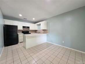 4108 N 24th Ln in McAllen, TX - Building Photo - Building Photo