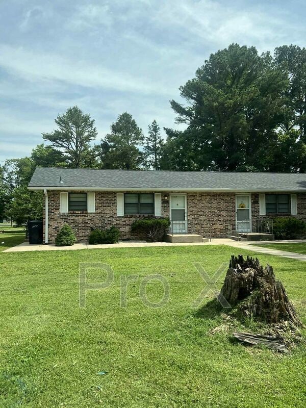 property at 601-607 Meadowmere Dr